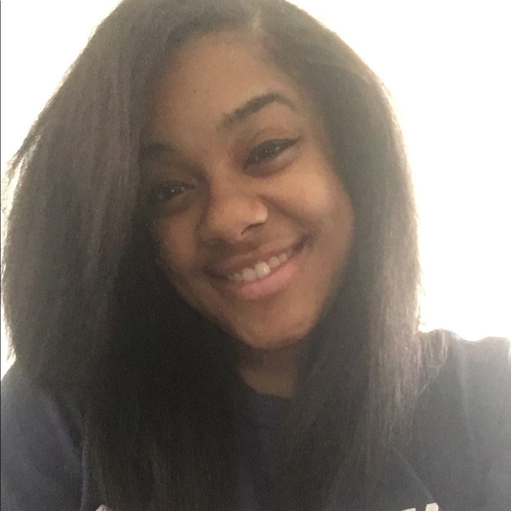 Meet your Posher, Bria